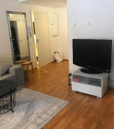 Apartmán A Cozy Near Both A Natural Park And City